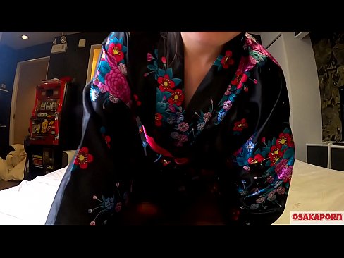 ❤️ Tânără fată de cosplay iubește sexul până la orgasm cu un squirt într-o călușară și o felație. Fată asiatică cu păsărica păroasă și sâni frumoși în costum tradițional japonez în video amator care arată masturbarea cu jucării de sex. Sakura 3 OSAKAPORN. ❌ at us ❌