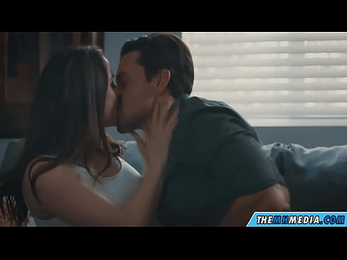 ❤️ Sex romantic cu o mamă bună cu busty ❌ at us ❌